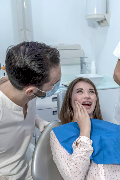 Best Weekend Emergency Dentist in Dland, MI