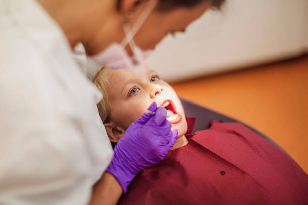 Best Pediatric Emergency Dentist in Dland, MI